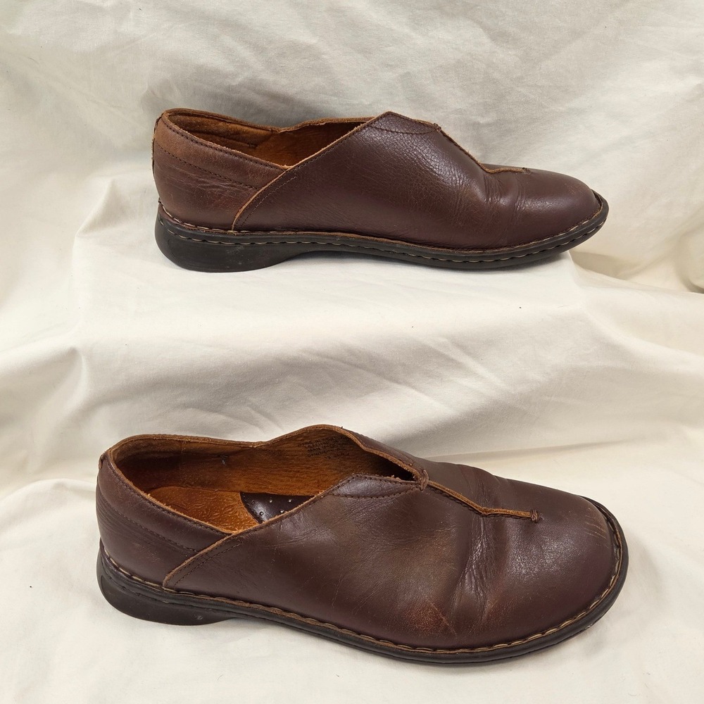 L.L. Bean Women's Plain Brown Leather Slip on Casual Hipster Flat Shoes Sz 9M
